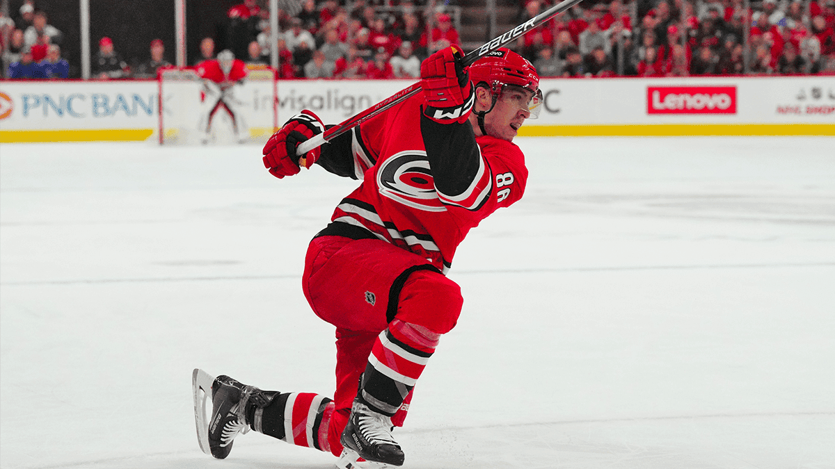 Report: Blackhawks sign Tuevo Teravainen to three-year, $5.4 million AAV