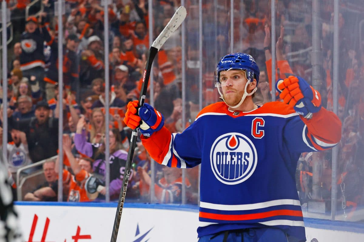 Oilers captain Connor McDavid reaches 90-point mark for eighth consecutive season