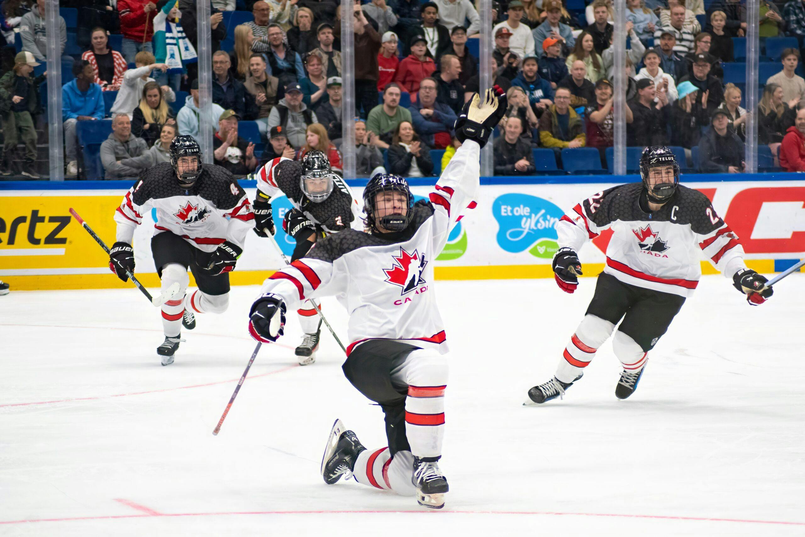 Gavin McKenna registers hat-trick as Canada beats USA for U-18 World Championship gold