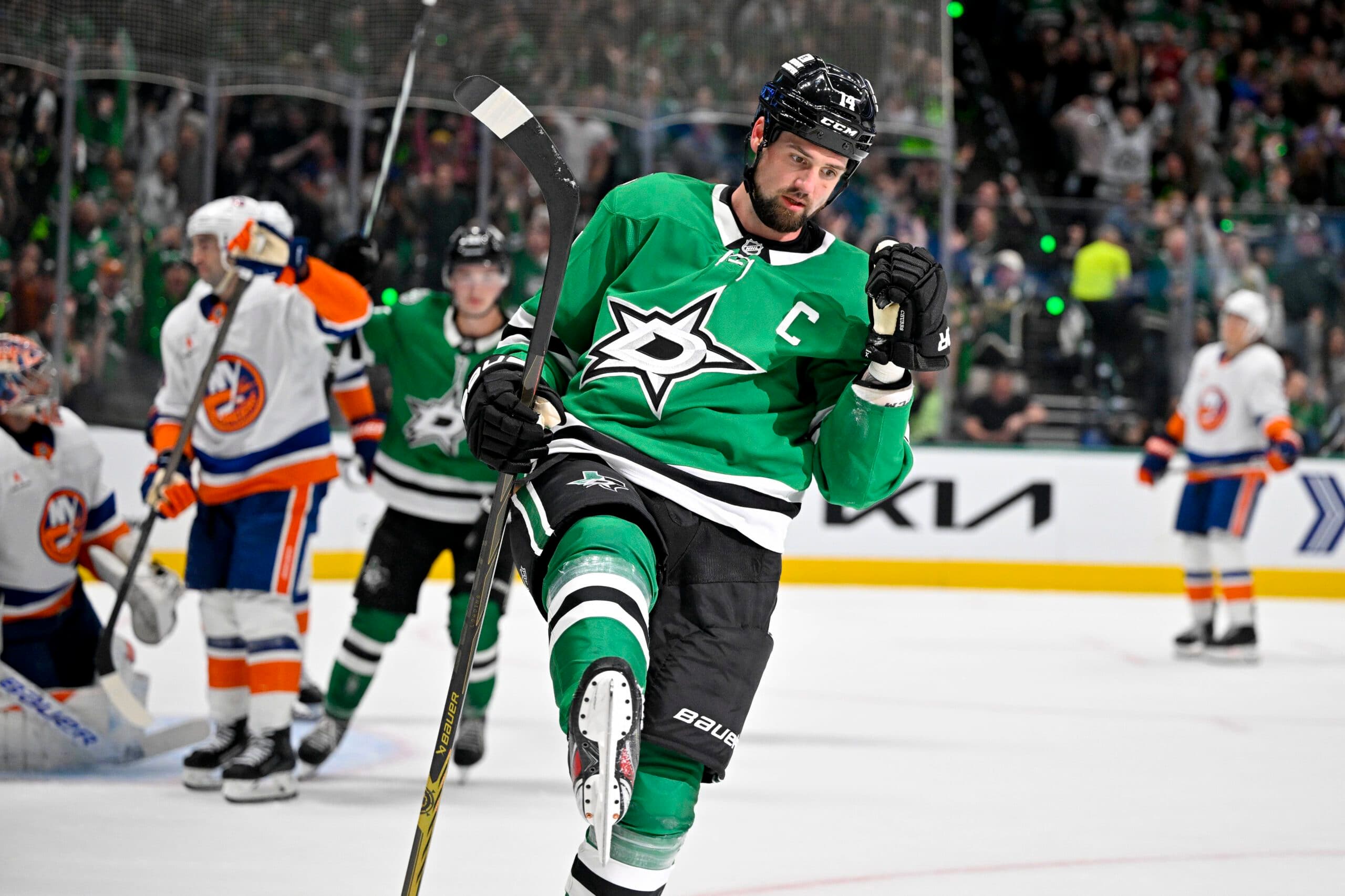 Stars’ Jamie Benn to make season debut following collapsed lung