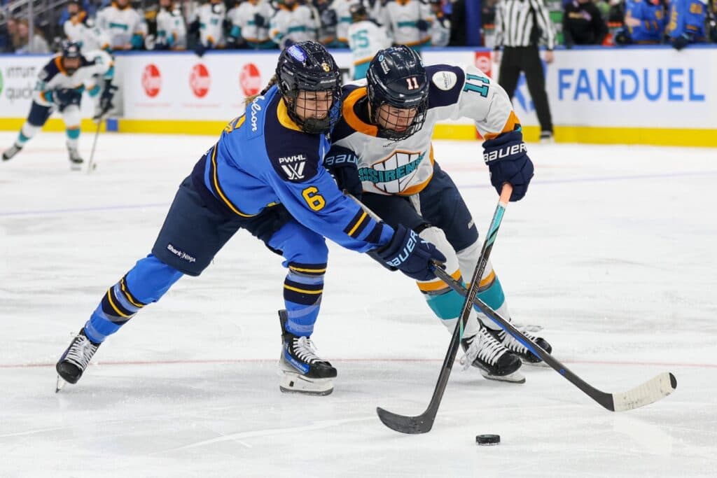 Toronto Sceptres defender Kali Flanaga and New York Sirens forward Abby Roque