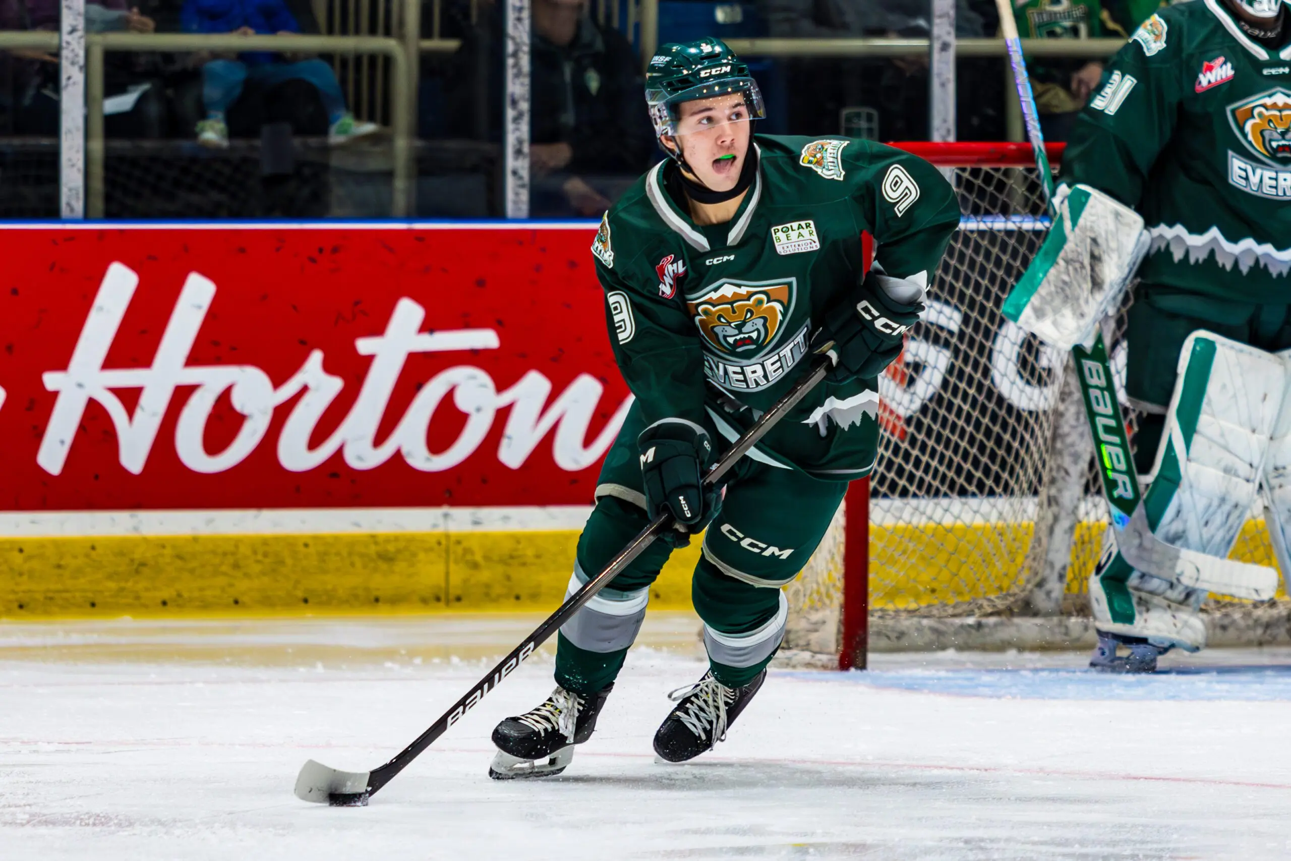 https://publish.dailyfaceoff.com/wp-content/uploads/2025/02/Raiders_Silvertips_100424-19-scaled-1.jpg