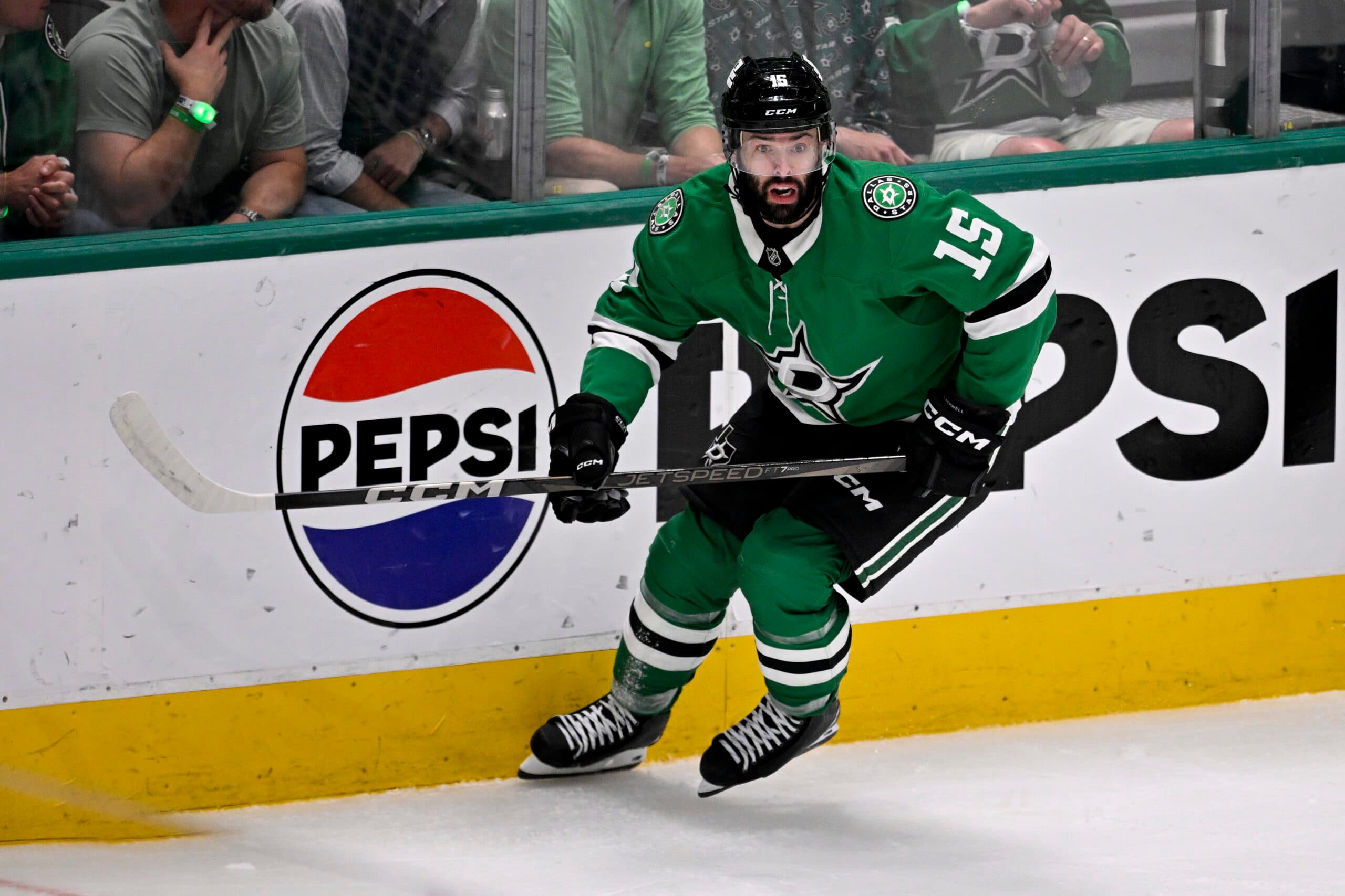 Stars’ Colin Blackwell day-to-day with lower-body injury
