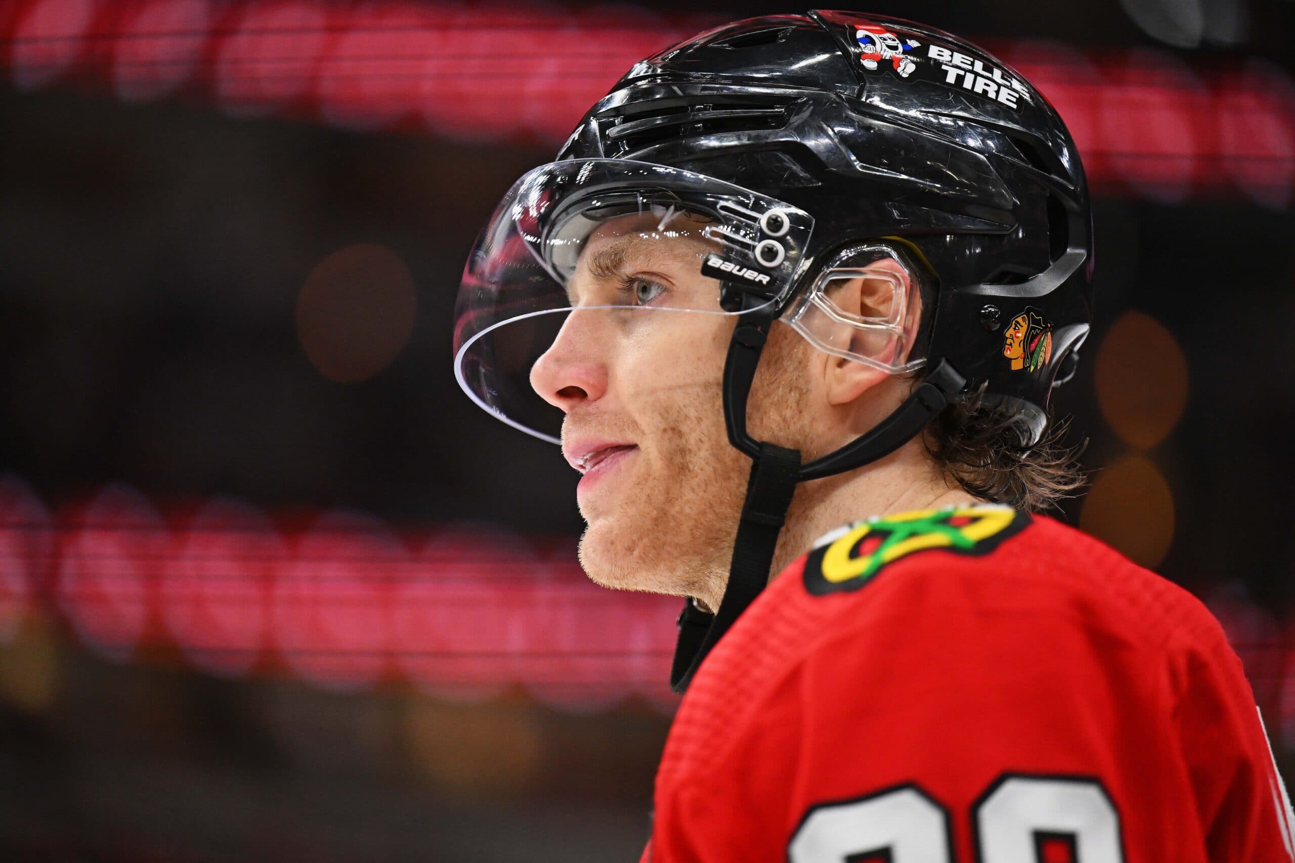 Patrick Kane returns to Blackhawks on two-year contract