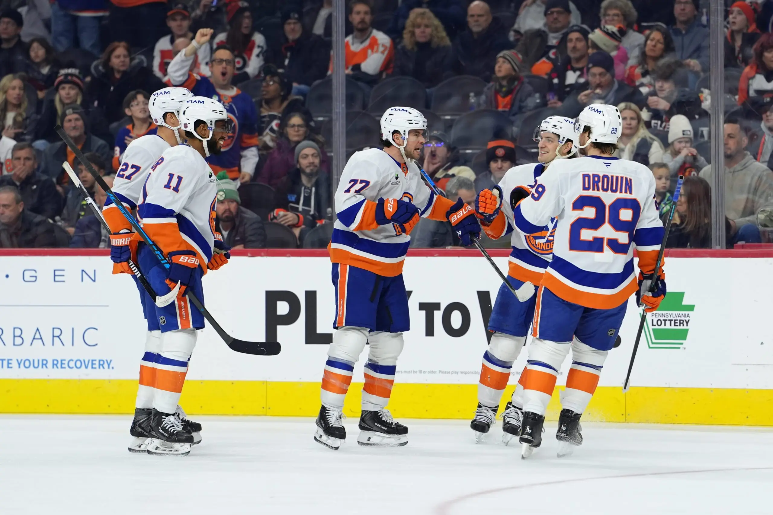 Are the Islanders benefitting from luck in one-goal games?