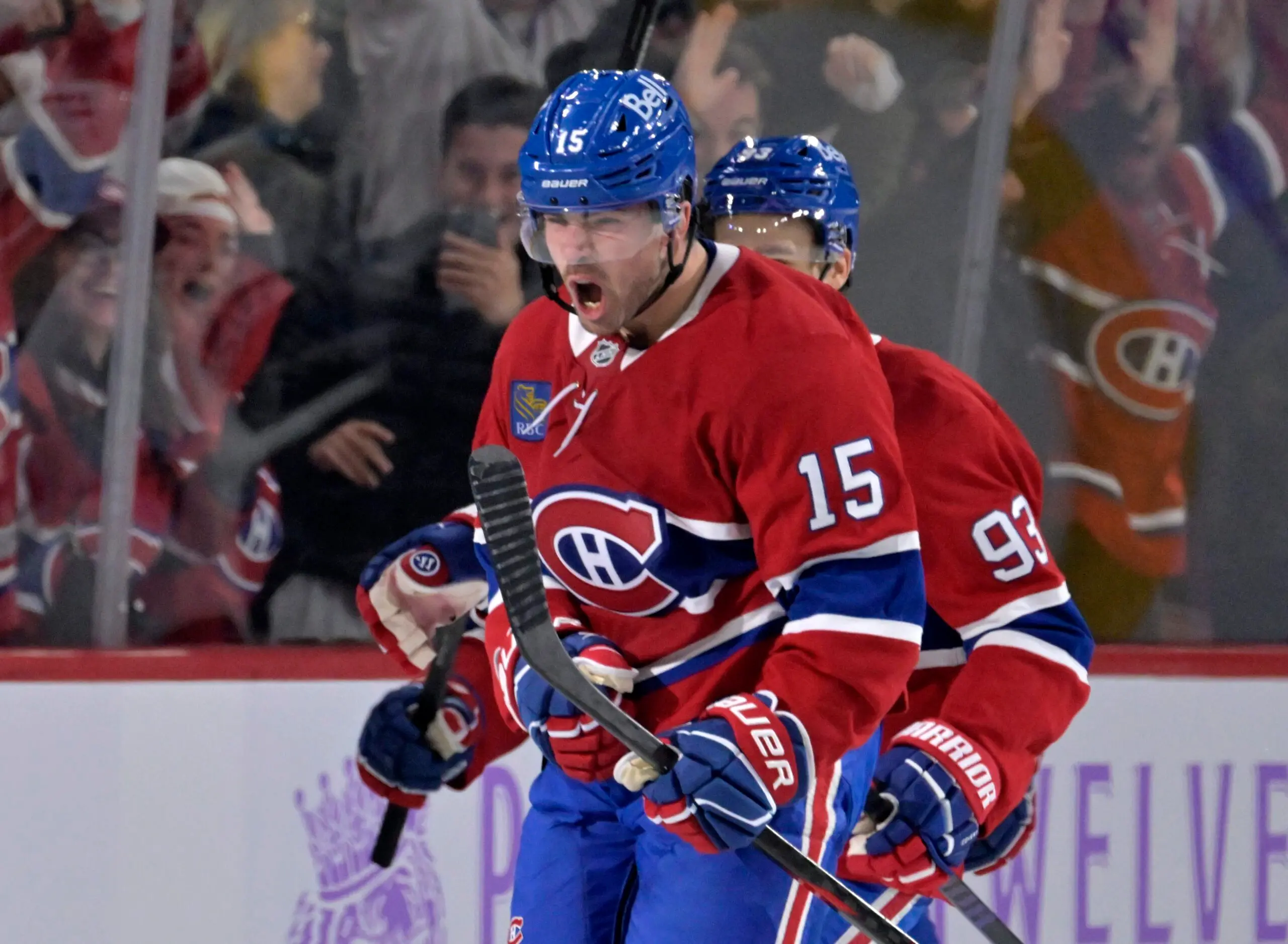 Canadiens sign Alex Newhook to four-year extension