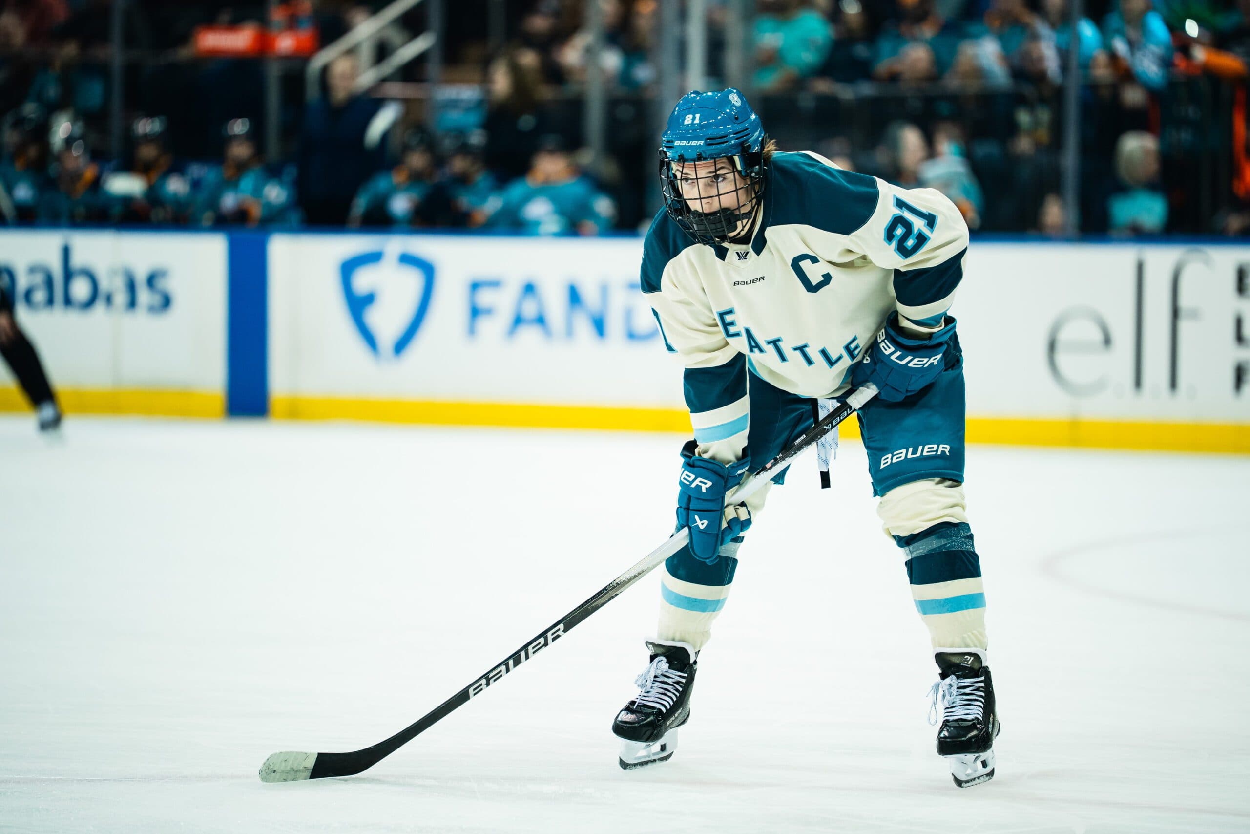 Seattle Torrent captain Hilary Knight