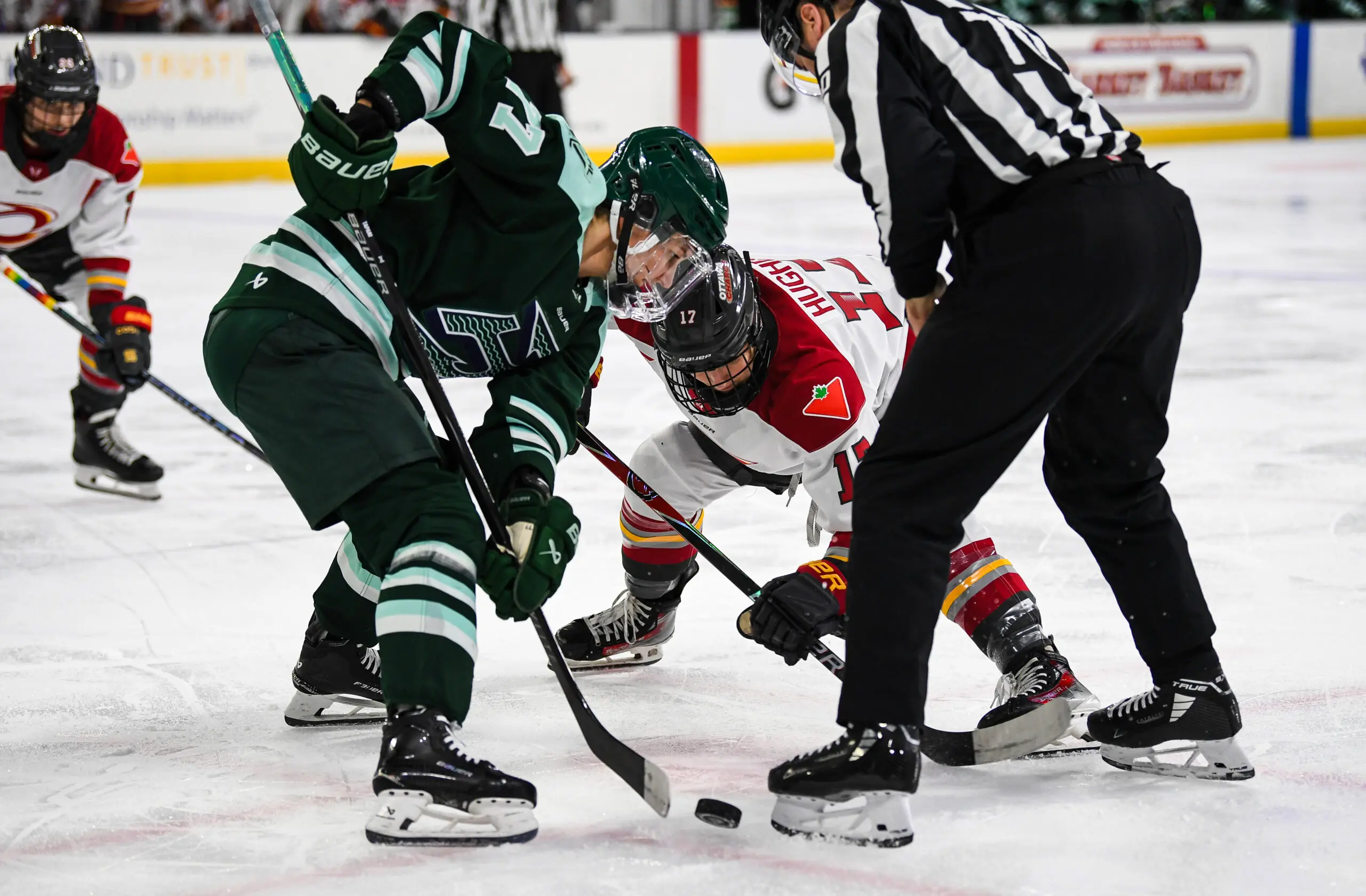 Boston Fleet forward Susanna Tapani, Ottawa Charge forward Gabbie Hughes