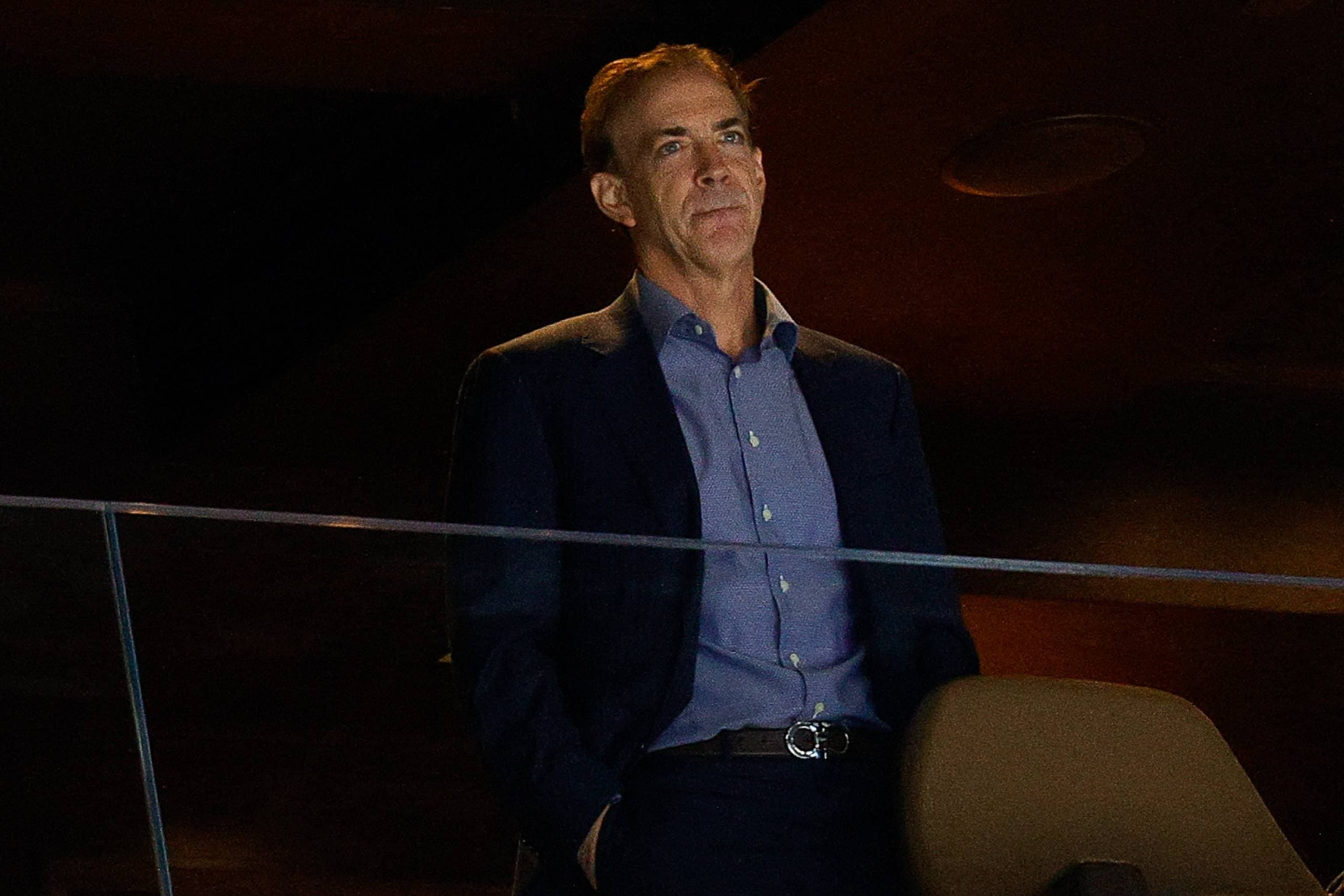 Report: Joe Sakic to remain Avalanche GM; no search happening